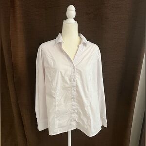 Ashley Stewart White V-Neck Collared Button Down Size 18